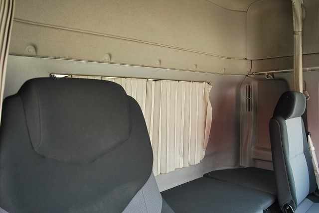 【236】日野プロフィア　高床　冷凍バン　ハイルーフ　リヤエアサス