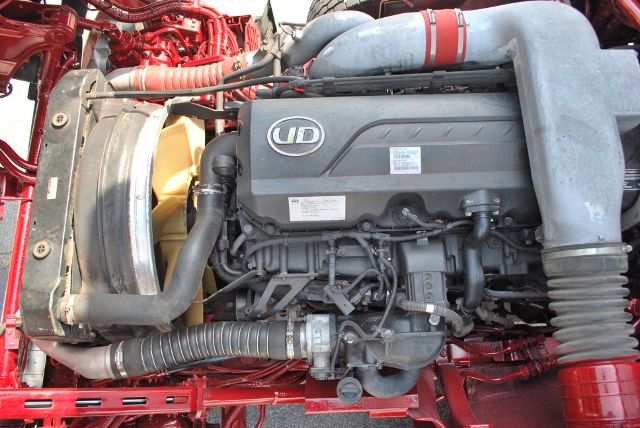 【92】Ｈ23　ＵＤトラックス　クオン　4軸低床　アルミウイング　格納ゲート付　ハイルーフ　総輪エアサス