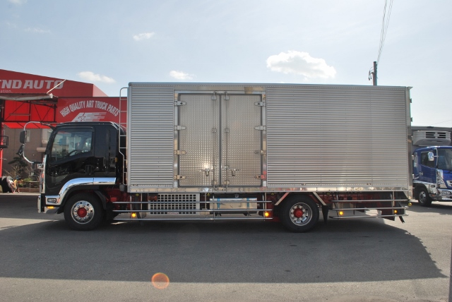 H21 07フォワード　増トン　冷蔵冷凍車　トランテックス６２００造りボデー