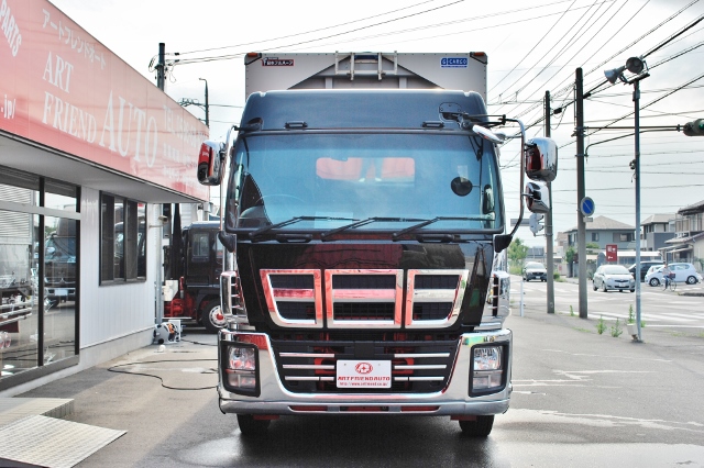 【215】いすゞ　ギガ　中低床　アルミウイング　ハイルーフ