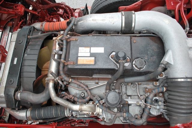 H19　クオン　冷凍ウィング　リアエアサス　キーストン