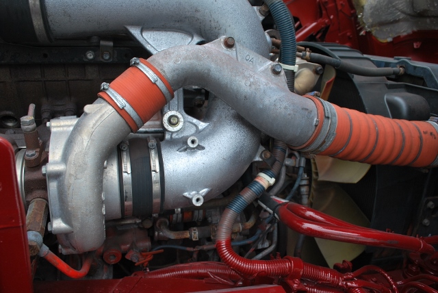 H19　クオン　冷凍ウィング　リアエアサス　キーストン