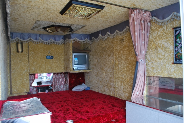 【130】H8　三菱ふそう　キャンター　キャンピング仕様