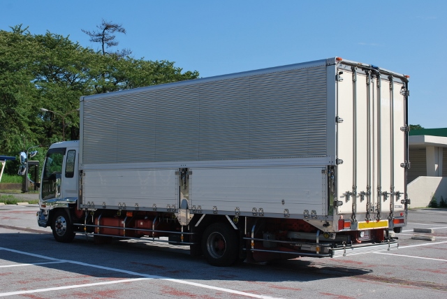 Ｈ19　いすゞ　フォワード　冷凍ウィング　格納ＰＧ付