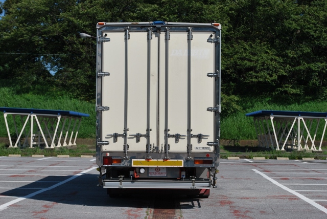 Ｈ19　いすゞ　フォワード　冷凍ウィング　格納ＰＧ付