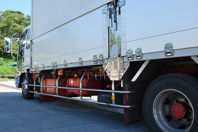 Ｈ19　いすゞ　フォワード　冷凍ウィング　格納ＰＧ付