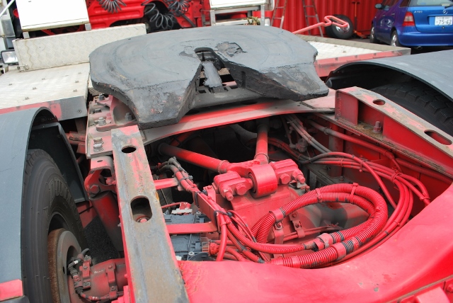 H18　日野　グランドプロフィア　トレーラーヘッド　　ハイルーフ　リアエアサス　海コン緩和