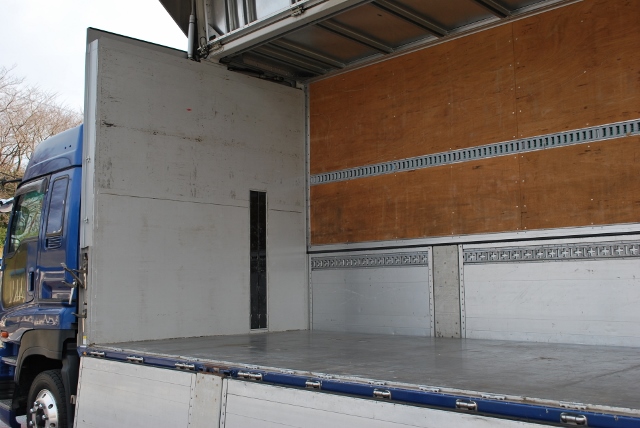 H20 ギガ　４軸アルミウィング　後輪エアサス