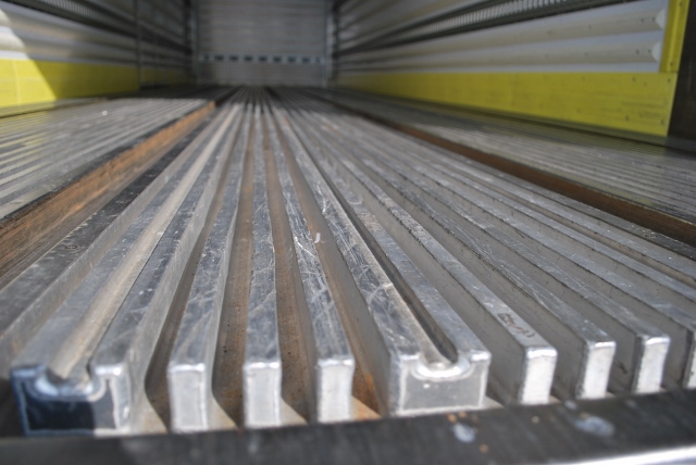 Ｈ20　いすゞ　ギガ　高床　冷蔵冷凍車　リアエアサス