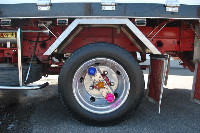 【224】いすゞ　エルフ　平ボデー　カスタム多数　造りボデー