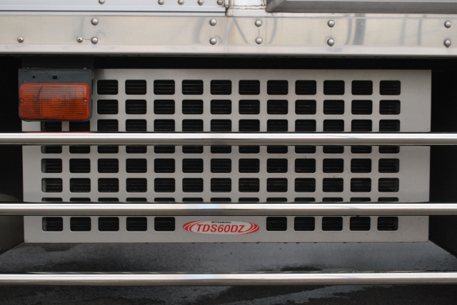 H21　いすゞ　フォワード　冷凍バン　増トン車　リアエアサス