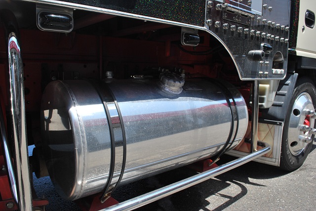 【224】いすゞ　エルフ　平ボデー　カスタム多数　造りボデー