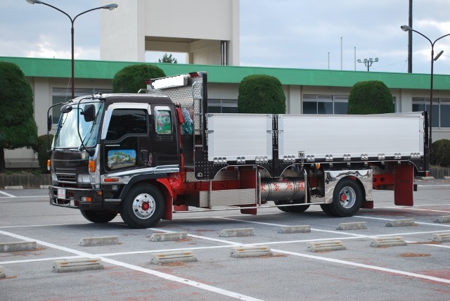 H17　いすゞ　フォワード　造り平ボデー　　リアリーフ　カスタム多数