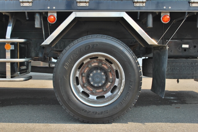 【250】三菱ふそうファイター　増トン　平ボデー　クレーン付