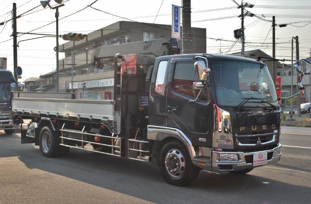 【250】三菱ふそうファイター　増トン　平ボデー　クレーン付