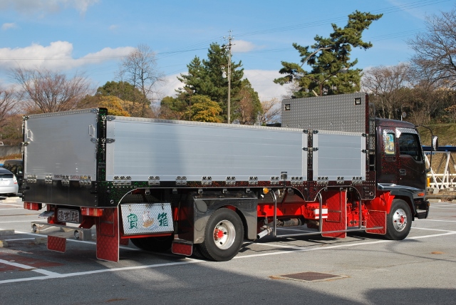 H17　いすゞ　フォワード　造り平ボデー　　リアリーフ　カスタム多数