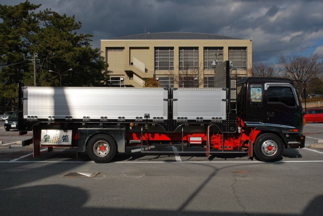 H17　いすゞ　フォワード　造り平ボデー　　リアリーフ　カスタム多数