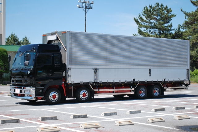 Ｈ20　いすゞ　ギガ　４軸アルミウィング　ハイルーフ　リアエアサス