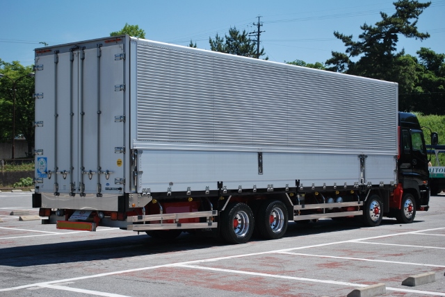 Ｈ20　いすゞ　ギガ　４軸アルミウィング　ハイルーフ　リアエアサス