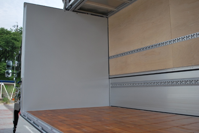 日野　グランドプロフィア　4軸低床　ヤマダボデー　ハイルーフ　新車