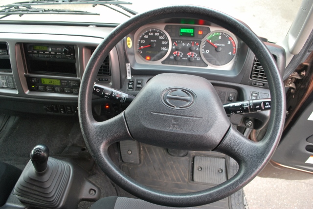 【218】日野レンジャー　ワイド　増トン　冷凍バン　格納ゲート　リヤエアサス