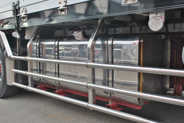 【251】日野　グランドプロフィア　低床　冷凍ウイング　カスタム多数　ジョロダー4列