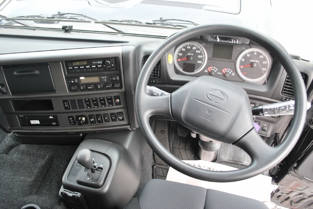 日野　グランドプロフィア　4軸低床　ヤマダボデー　ハイルーフ　新車