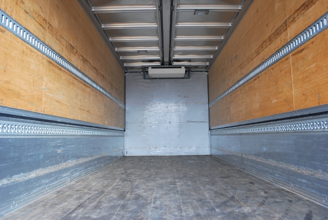 【45】H25 いすゞ　フォワード　冷凍ウイング　格納式パワーゲート付