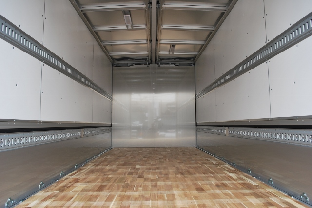 【112】三菱ふそうファイター　アルミウイング　 未使用車　リアエアサス