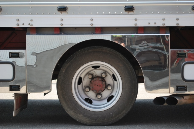 H14　三菱ふそう　キャンター　アルミバン