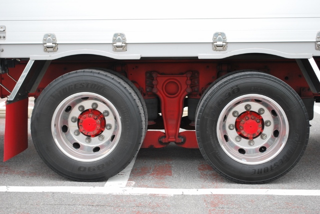 【104】H24　ギガ　4軸低床　アルミウイング　