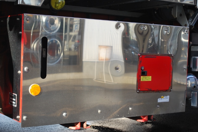 H23 UDトラックス　クオン　冷凍ウイング