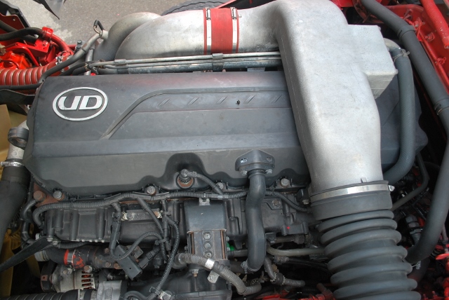 H23 UDトラックス　クオン　冷凍ウイング