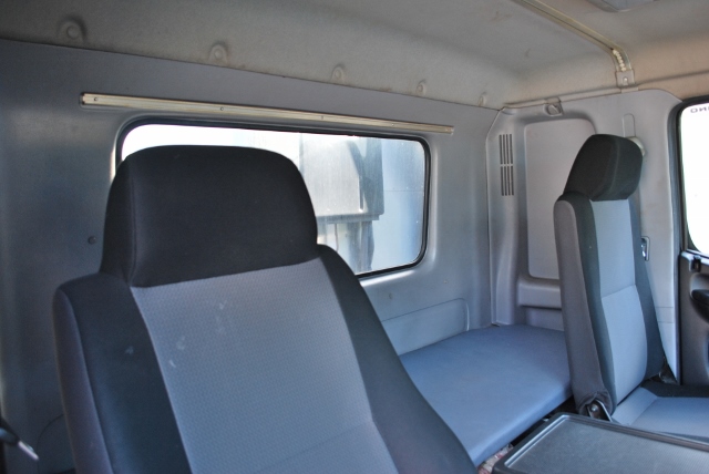 Ｈ２３　日野　レンジャープロ　冷凍ウィング　セミワイド　リアリーフ