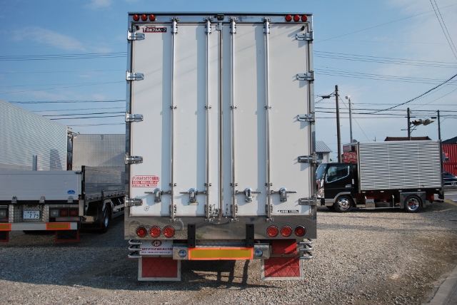 H20　グランドプロフィア　４軸アルミウイング