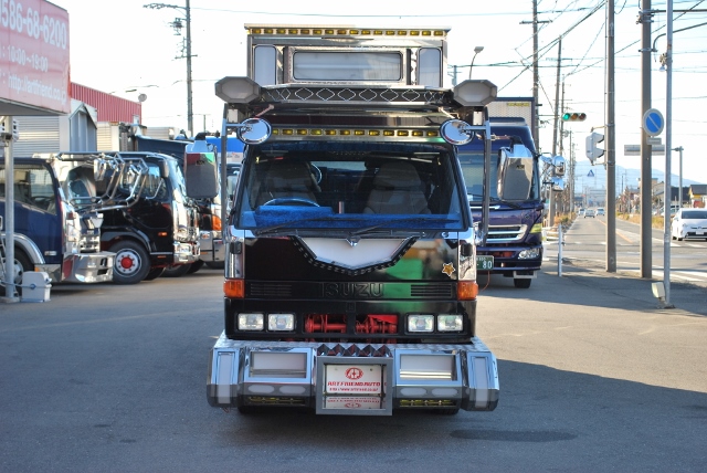 Ｈ２　いすゞ　エルフ　Ｗキャブ　平ボデー　８ナンバー　カスタム多数