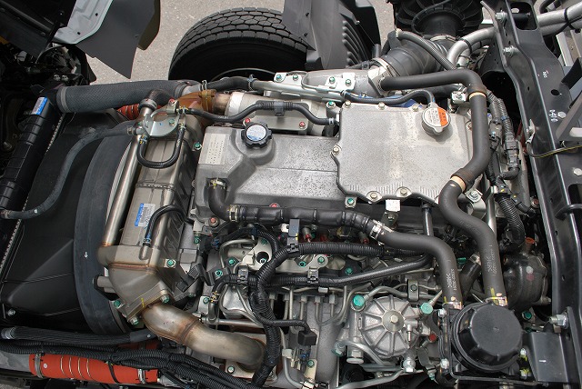 【256】日野レンジャー　ワイド　冷凍ウイング　格納ゲート付　リヤエアサス