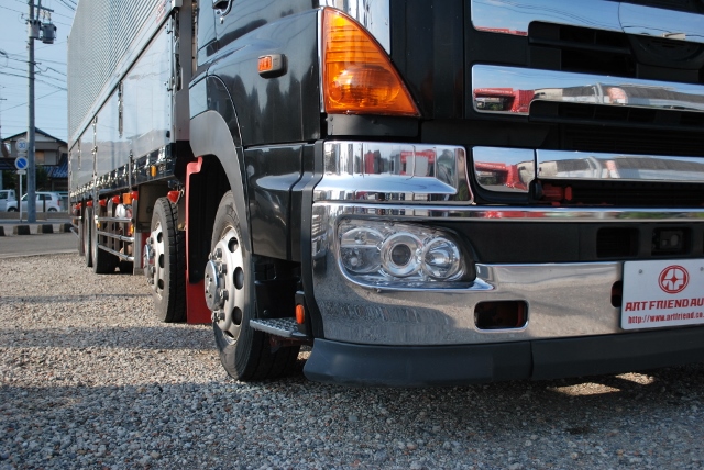 H20　グランドプロフィア　４軸アルミウイング