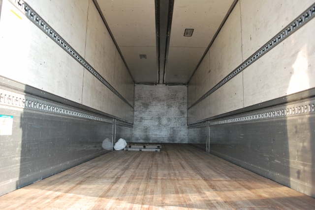 H20　グランドプロフィア　４軸アルミウイング