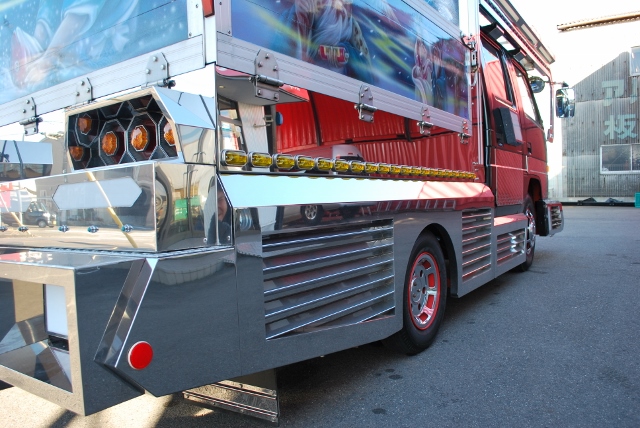 Ｈ２　いすゞ　エルフ　Ｗキャブ　平ボデー　８ナンバー　カスタム多数