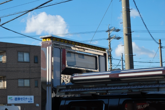 Ｈ２　いすゞ　エルフ　Ｗキャブ　平ボデー　８ナンバー　カスタム多数