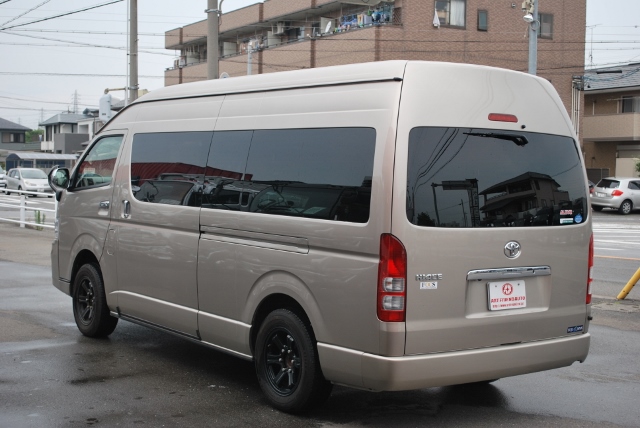 H26 ハイエース キャンピングカー