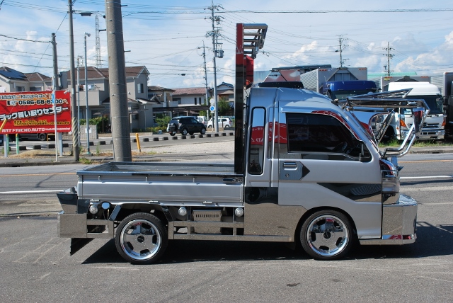 【141】ダイハツ　ハイゼットジャンボ　４ＷＤ　カスタム車