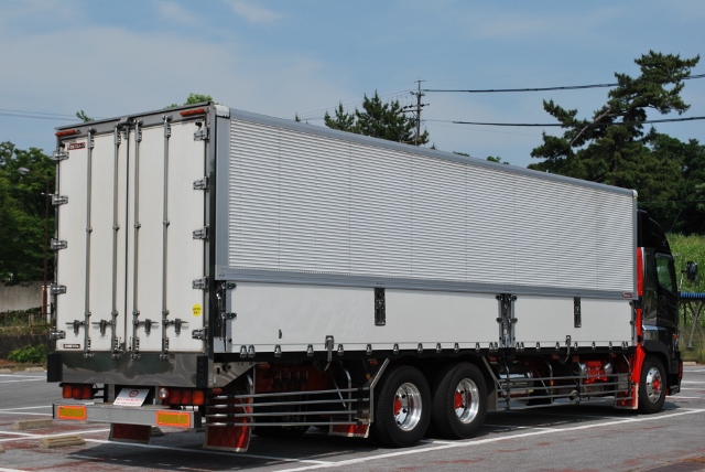 【100】H19 グランドプロフィア　中低床　アルミウイング