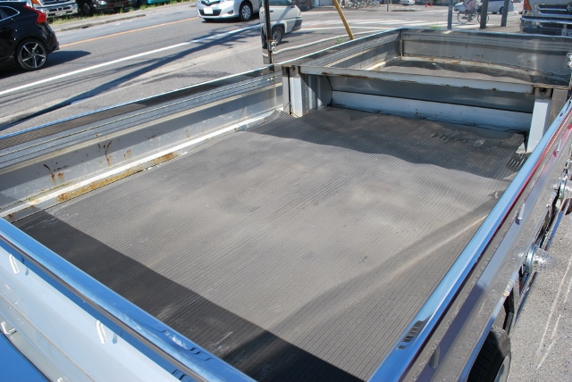 【141】ダイハツ　ハイゼットジャンボ　４ＷＤ　カスタム車