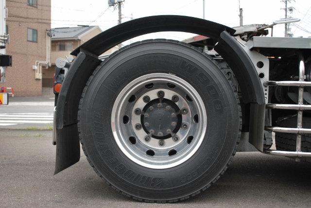 H23 クオン　トレーラーヘッド　ハイルーフ　リアエアサス