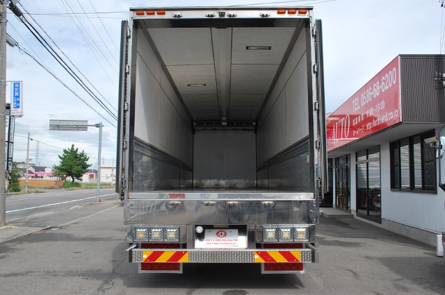 【259】三菱ふそうスーパーグレート　中低床　冷凍ウイング　ハイルーフ　総輪エアサス