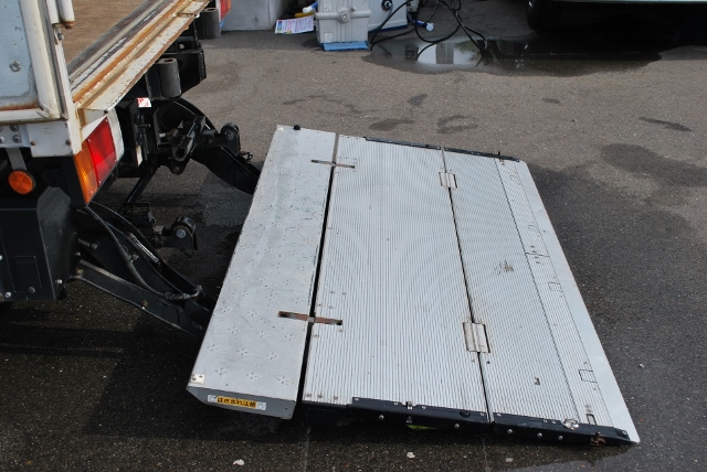 【113】Ｈ24　エルフ　アルミバン　格納パワーゲート付