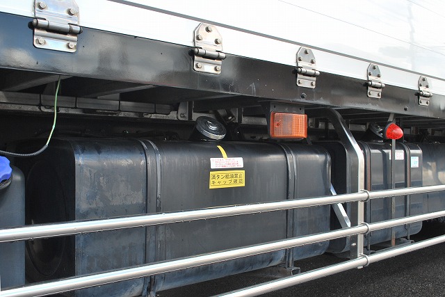 【260】日野グランドプロフィア　中低床　アルミウイング　ハイルーフ　