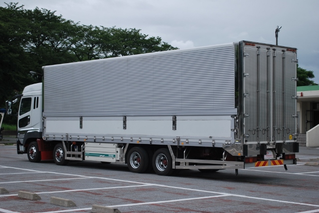 H24 スーパーグレート　冷凍ウイング　ハイルーフリアエアサス